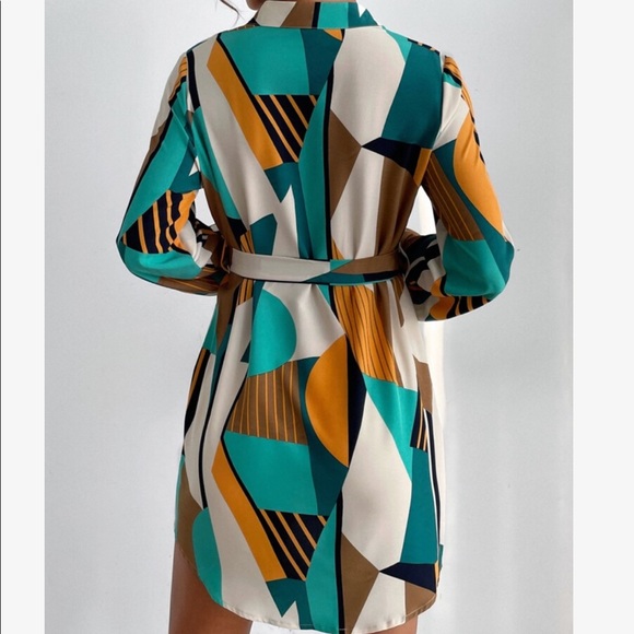 Elegant Classy Abstract Geo Print Notched Neck Belt Dress - Picture 3 of 5